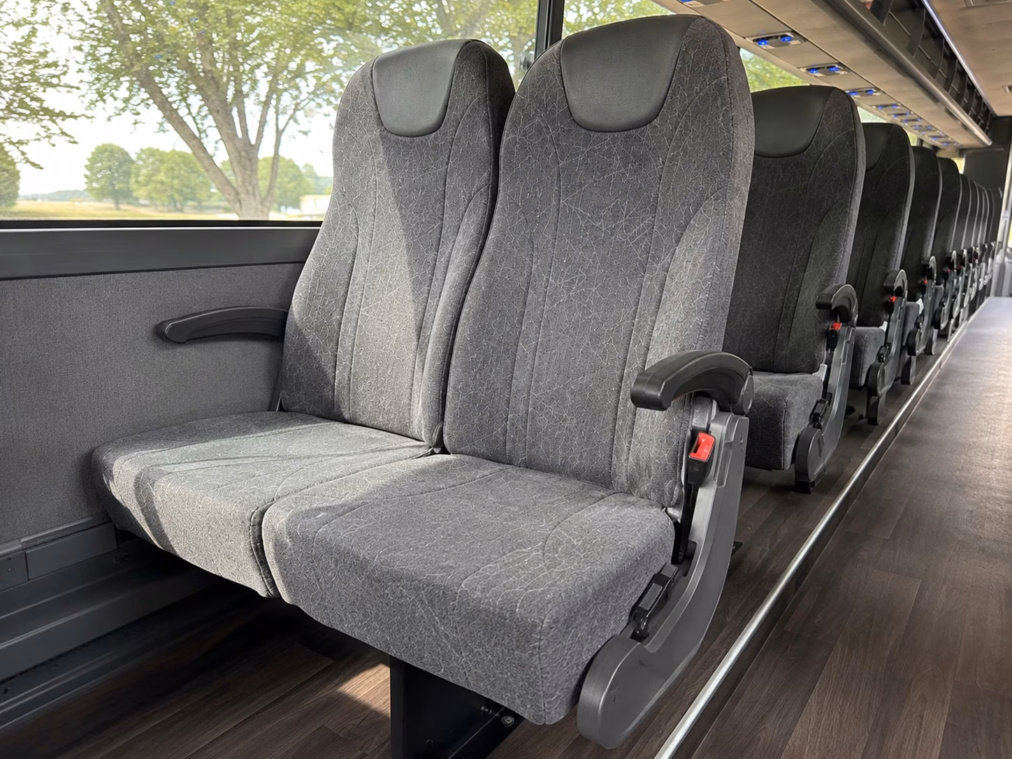 asheville airport shuttle buses for avl wedding guest transfers