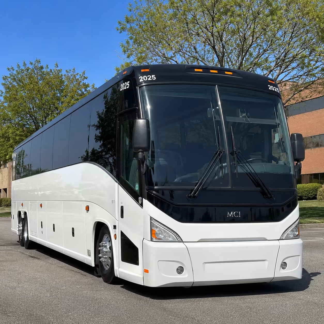 biltmore estate concert shuttle bus rentals in asheville